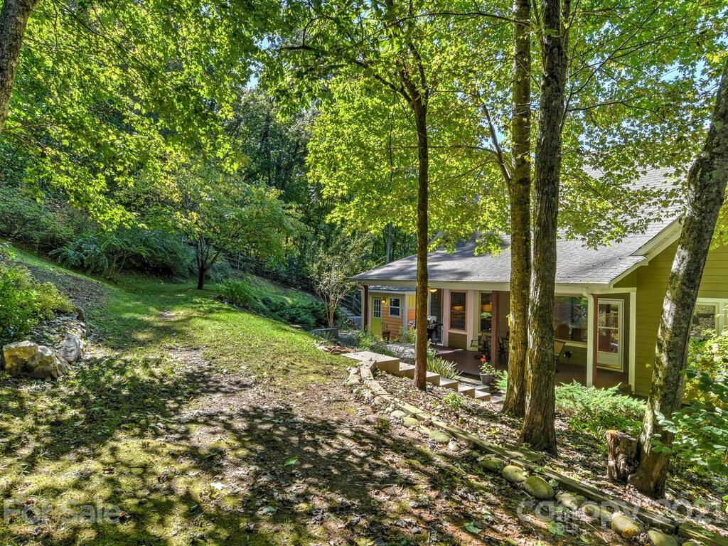 22 Balsamwood Road Leicester NC 28748