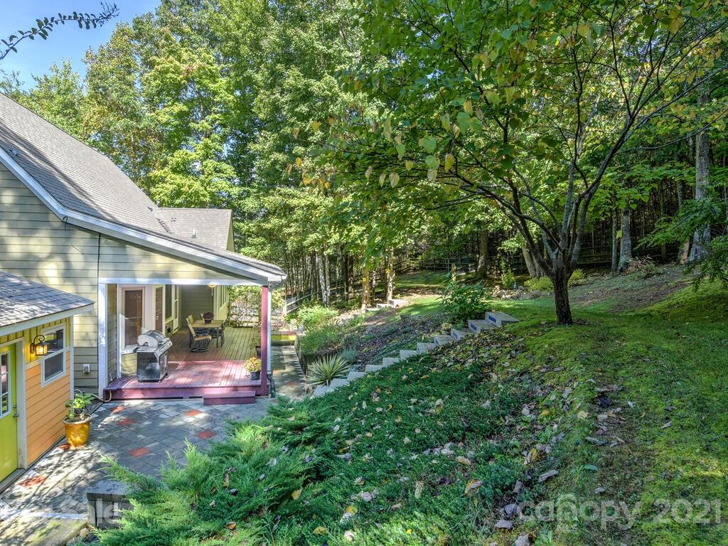 22 Balsamwood Road Leicester NC 28748