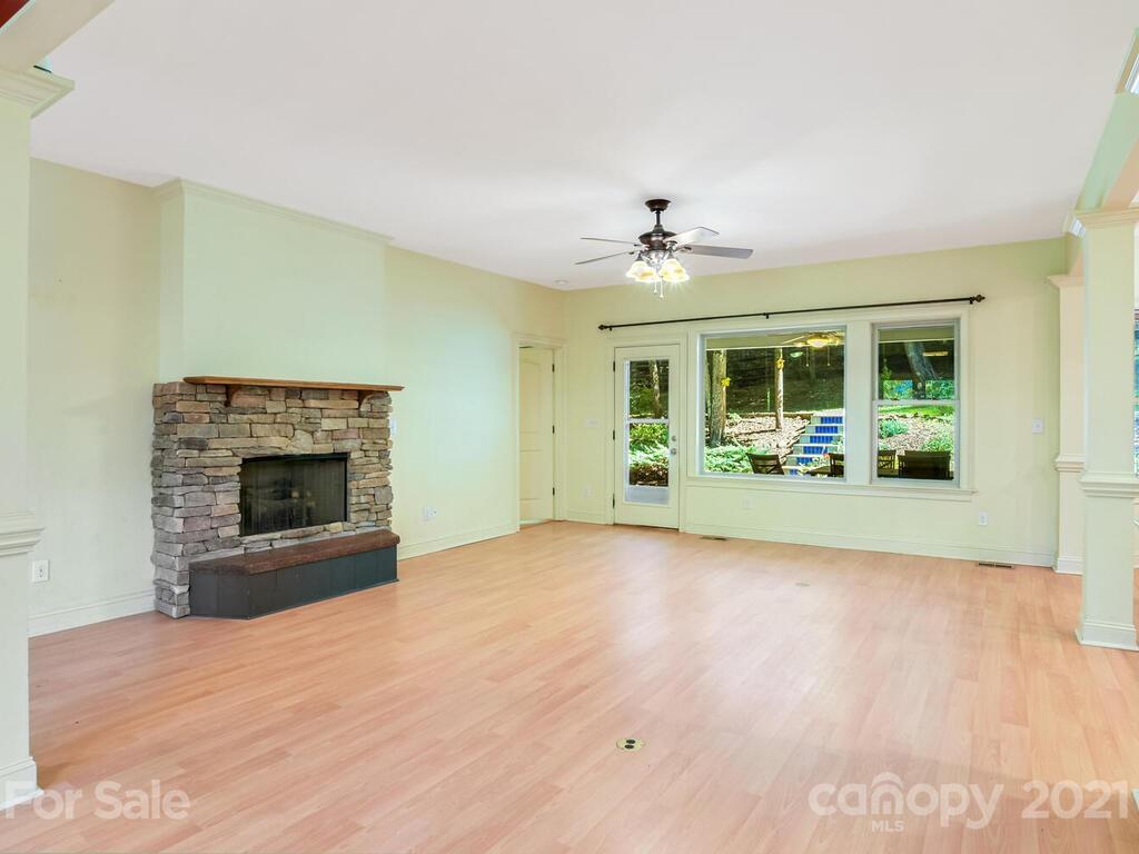 22 Balsamwood Road Leicester NC 28748