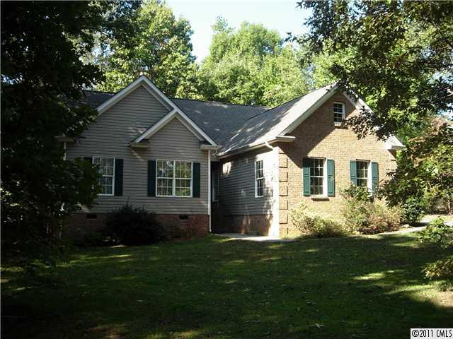 1974 Perth Road Mooresville NC 28117