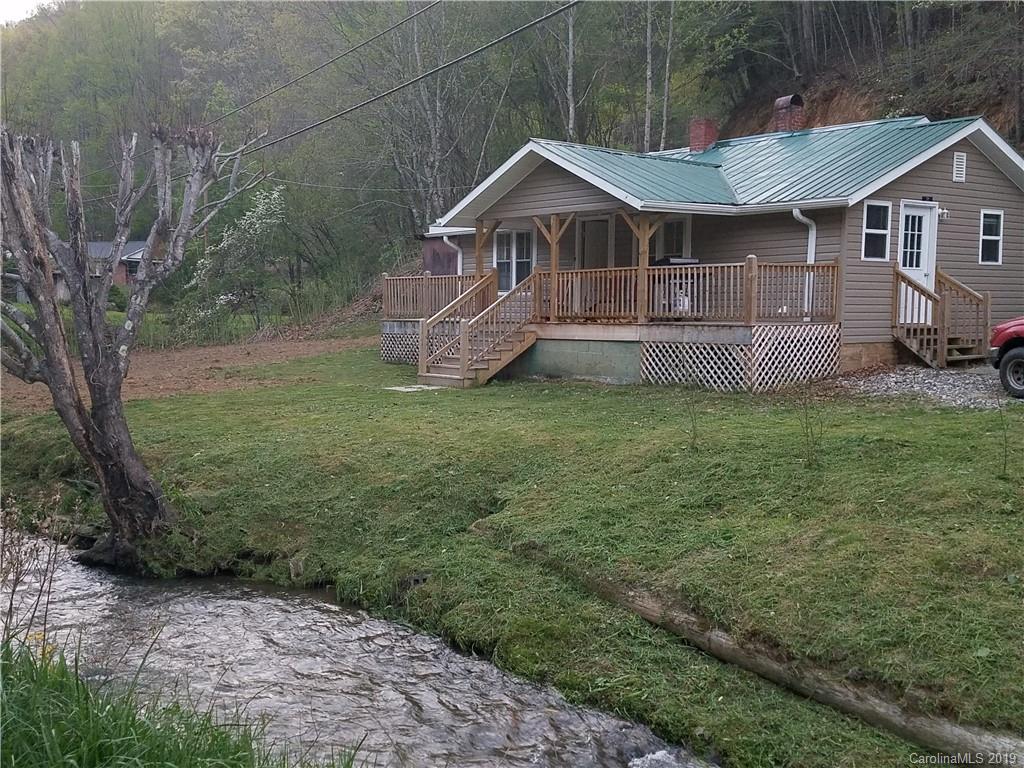 21 Penland Hollow Road Burnsville NC 28714