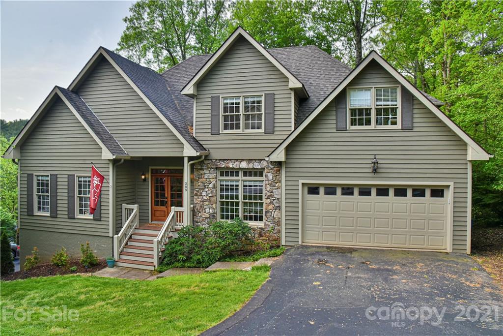 209 Coachmans Court Asheville NC 28803