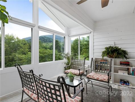 35 Cedarcliff Circle Asheville NC 28803