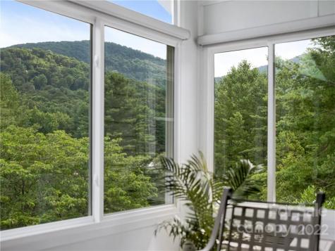 35 Cedarcliff Circle Asheville NC 28803