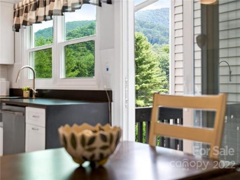 35 Cedarcliff Circle Asheville NC 28803