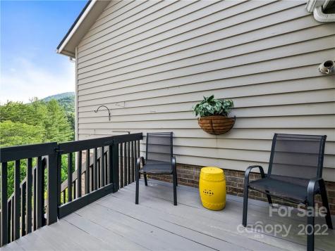 35 Cedarcliff Circle Asheville NC 28803