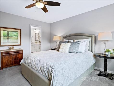 35 Cedarcliff Circle Asheville NC 28803