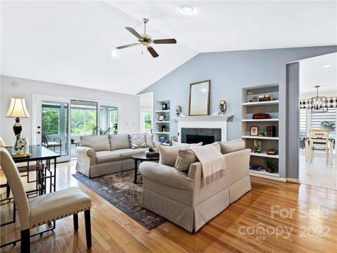 35 Cedarcliff Circle Asheville NC 28803