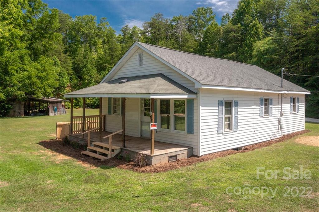 114 Edwards Loop Old Fort NC 28762