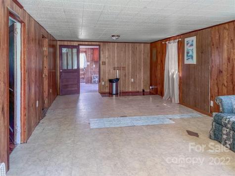 114 Edwards Loop Old Fort NC 28762