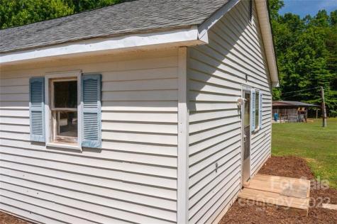 114 Edwards Loop Old Fort NC 28762