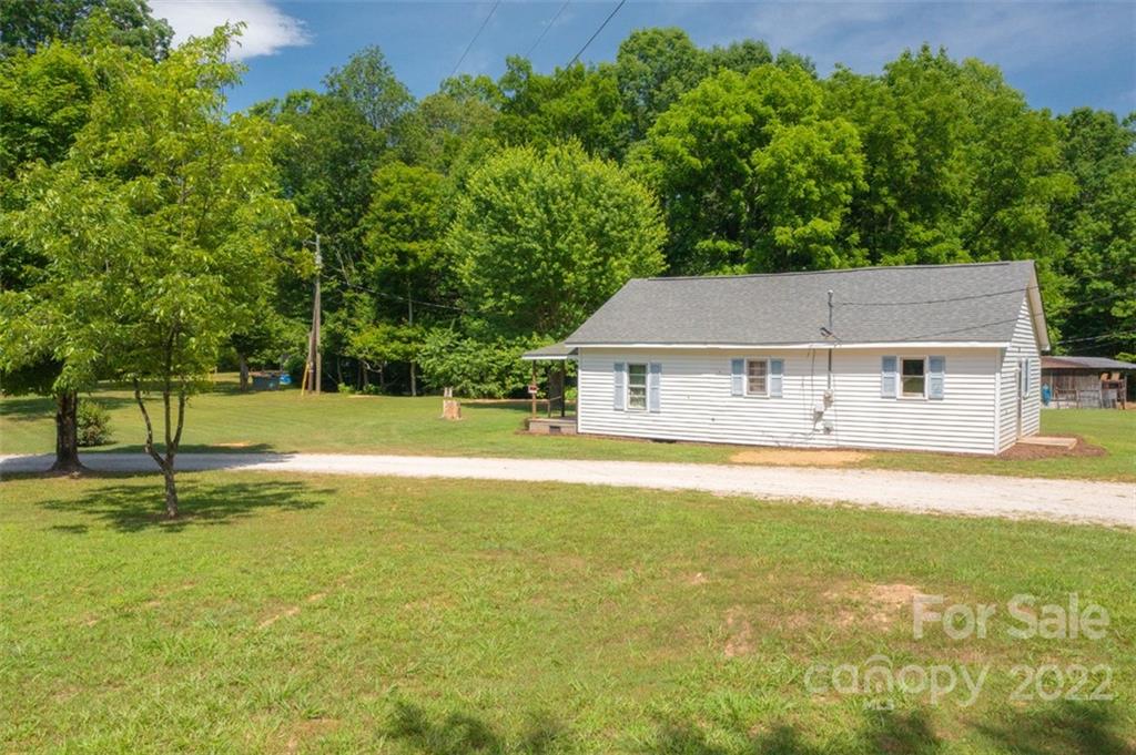 114 Edwards Loop Old Fort NC 28762