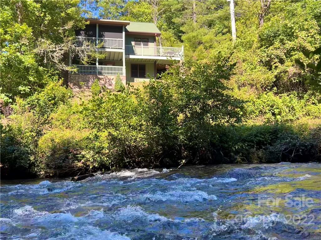 9390 East Fork Road Brevard NC 28712