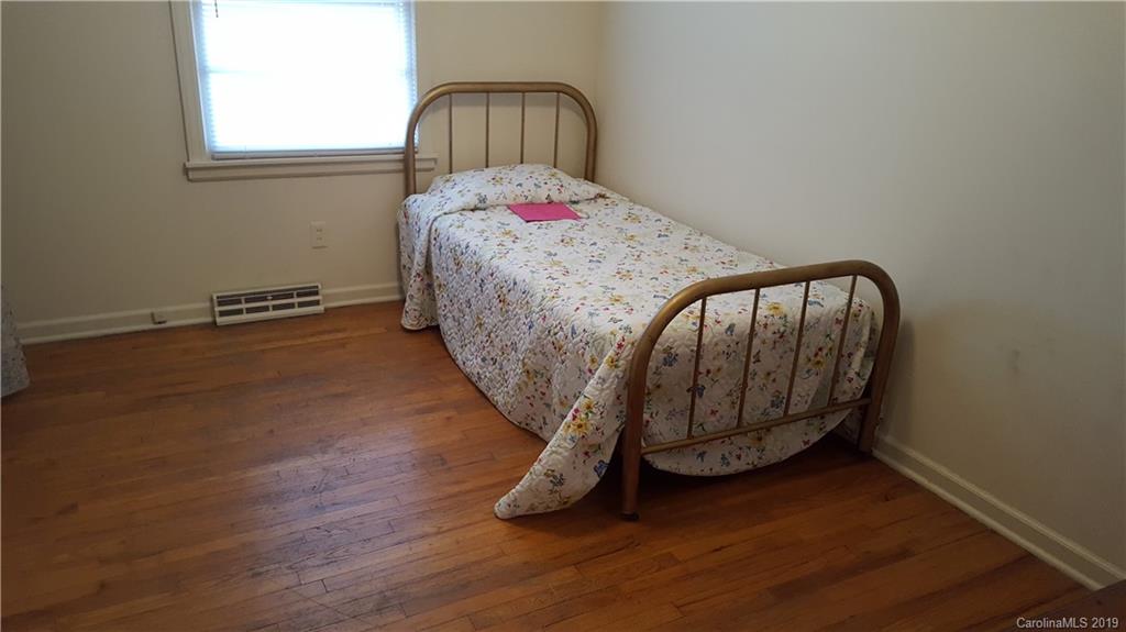 25 Melody Lane Asheville NC 28803