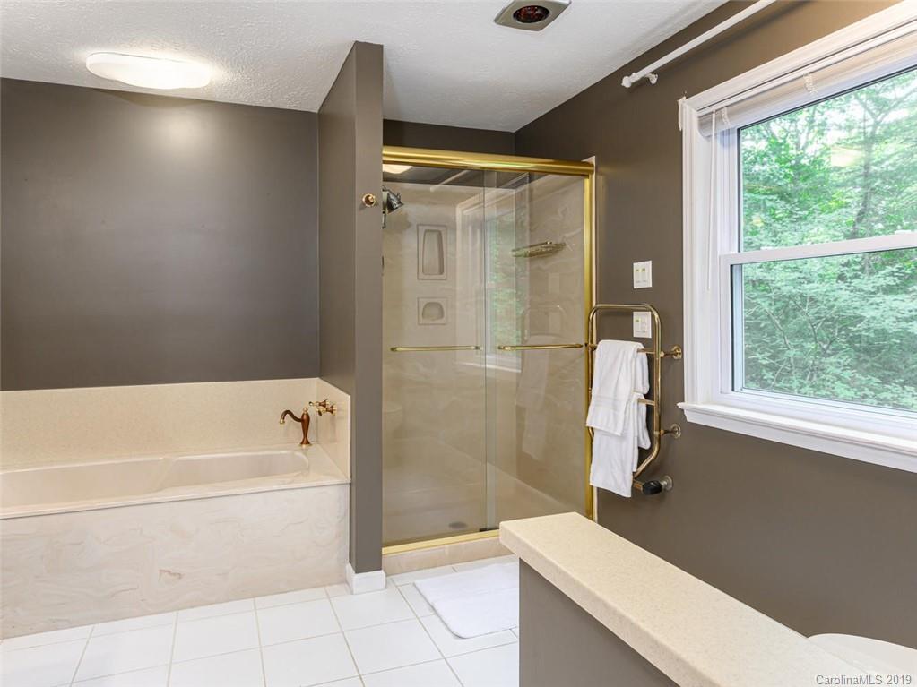 5 Country Spring Drive Asheville NC 28804