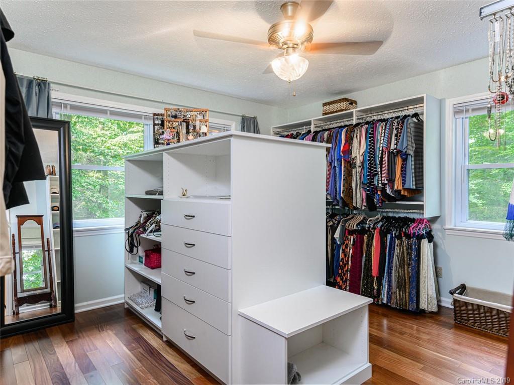 5 Country Spring Drive Asheville NC 28804