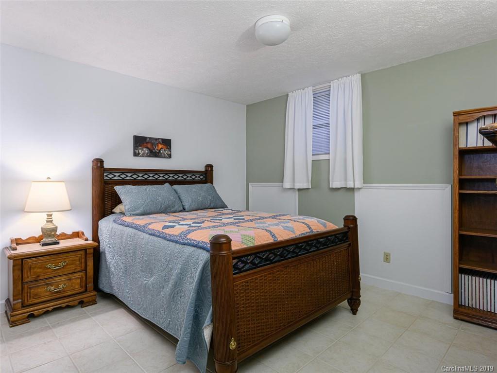 5 Country Spring Drive Asheville NC 28804