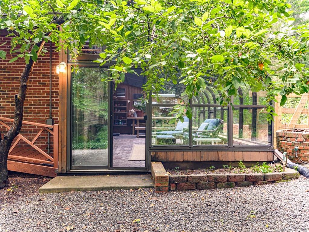 5 Country Spring Drive Asheville NC 28804