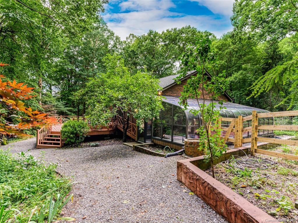 5 Country Spring Drive Asheville NC 28804