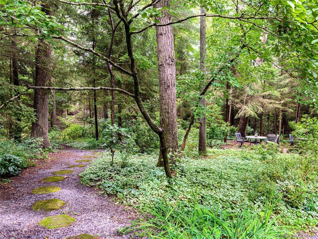 5 Country Spring Drive Asheville NC 28804