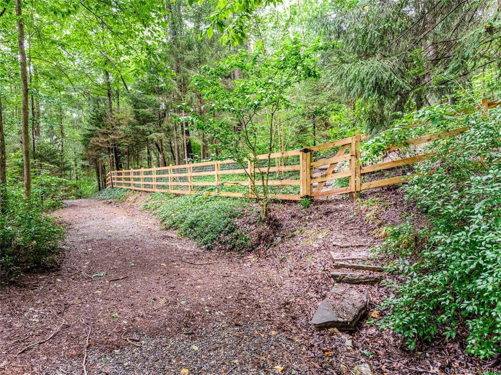 5 Country Spring Drive Asheville NC 28804