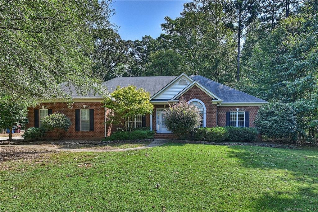 737 Elizabeth Lane Matthews NC 28105