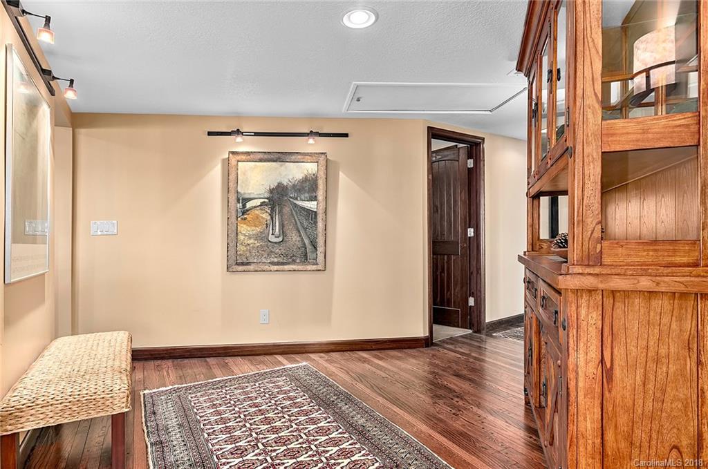 11 Cogswood Road Asheville NC 28804