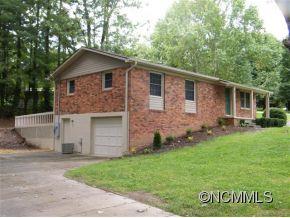 6 Oak Leaf Lane Arden NC 28704