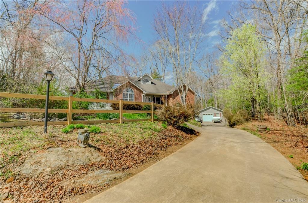 137 Warlick Road Mills River NC 28759