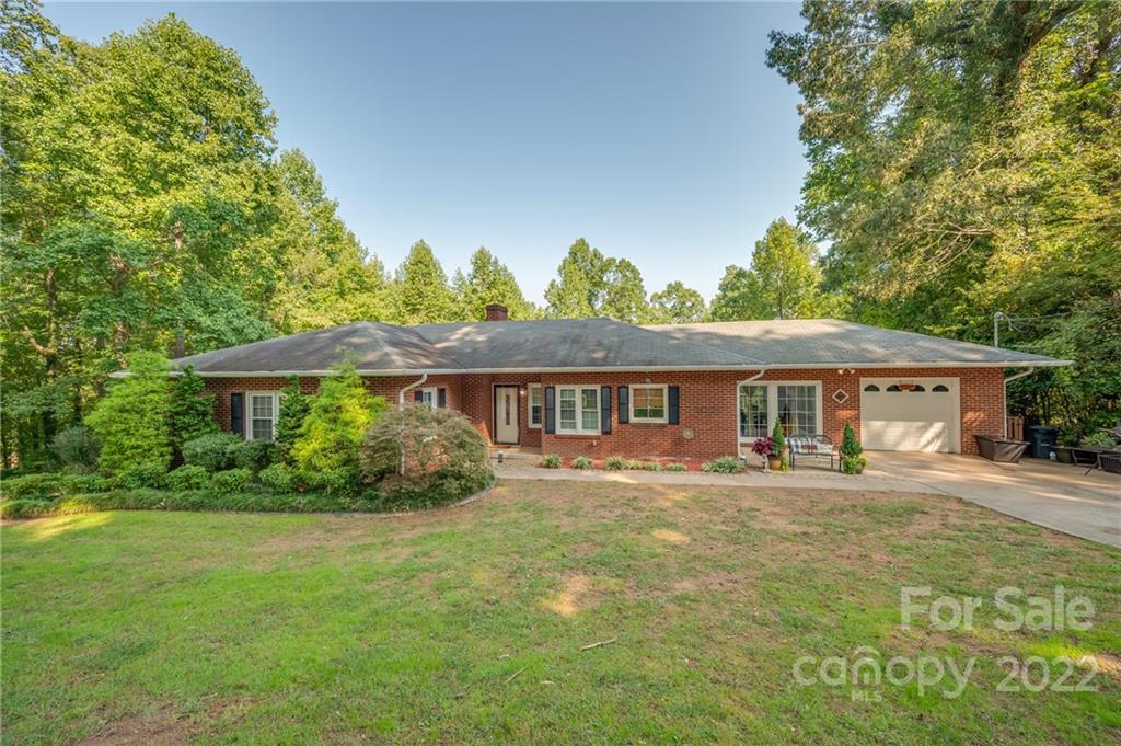 282 Fernwood Drive Rutherfordton NC 28139