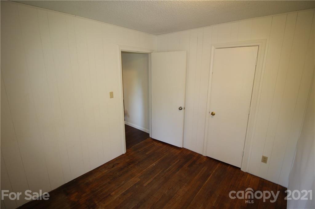 29 Shadowlawn Drive Asheville NC 28806