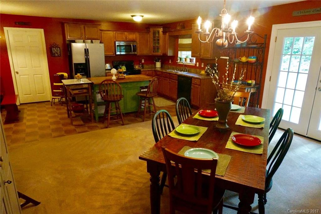 25 Dynasty Lane Candler NC 28715