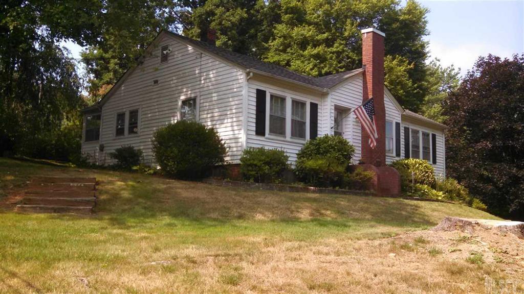 1514 Starcross Road Lenoir NC 28645