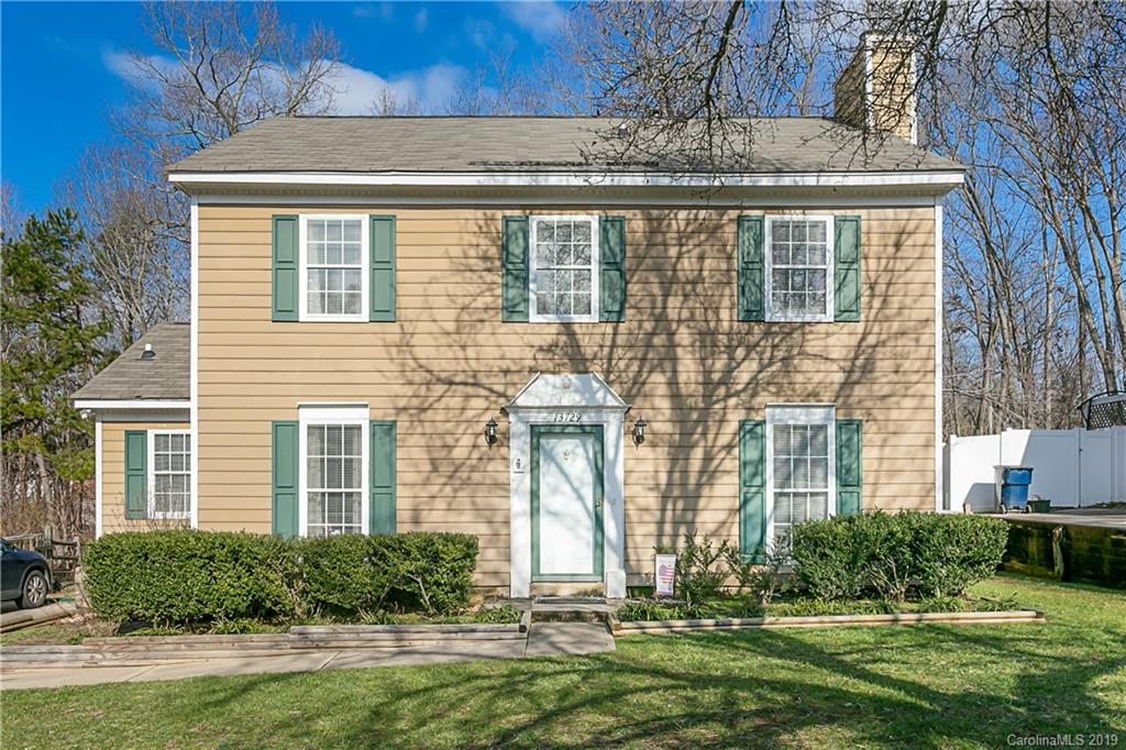 13729 Gatestone Lane Pineville NC 28134