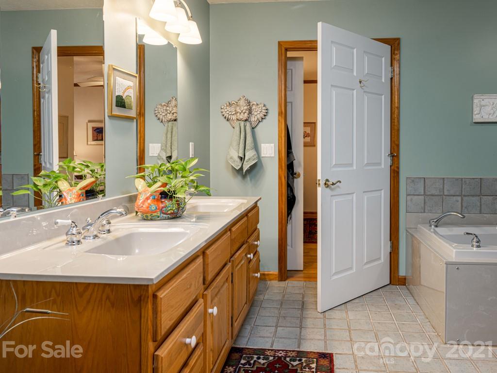 154 Joe Jenkins Road Fairview NC 28730
