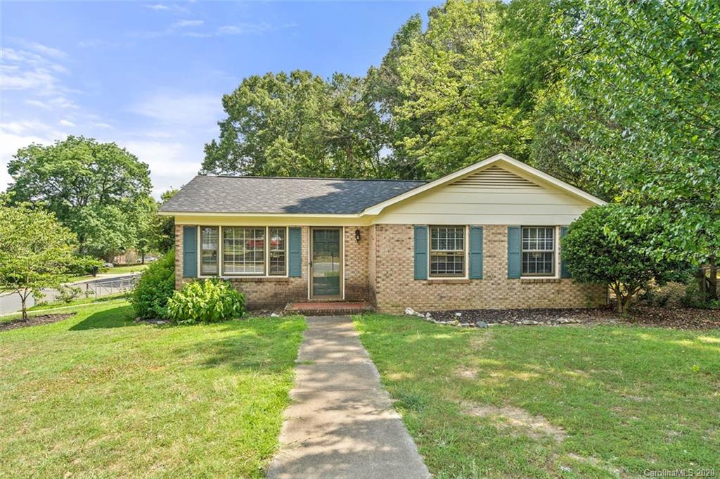 5303 River Falls Drive Charlotte NC 28215