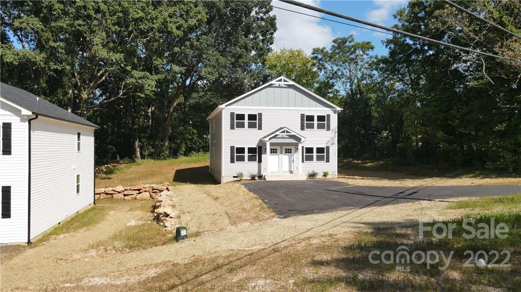 1581-1583 S Aspen Street Lincolnton NC 28092
