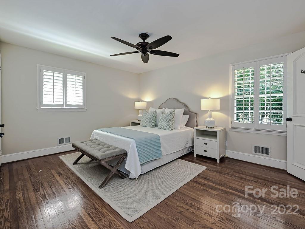 5042 Beckford Drive Charlotte NC 28226