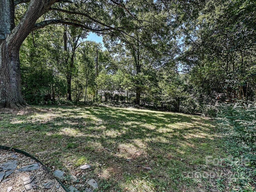 5042 Beckford Drive Charlotte NC 28226