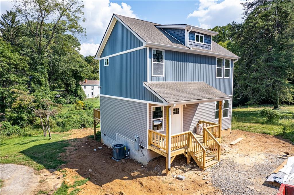73 Delaware Avenue Asheville NC 28806