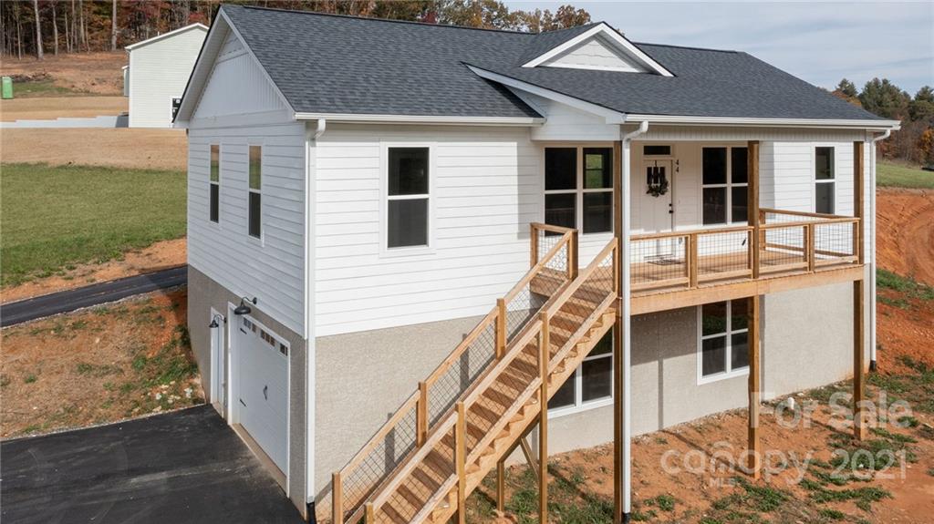 44 Leatherneck Ridge Mars Hill NC 28754