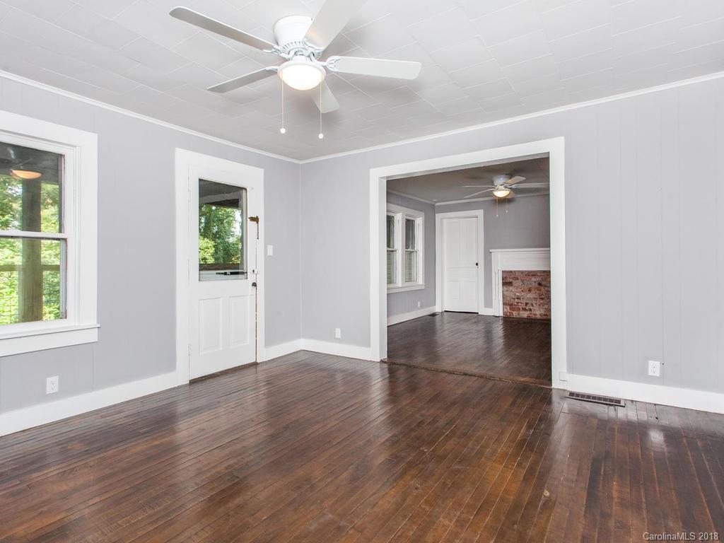 10 Winding Road Asheville NC 28803