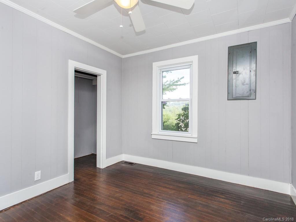 10 Winding Road Asheville NC 28803