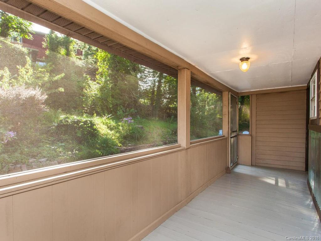 10 Winding Road Asheville NC 28803
