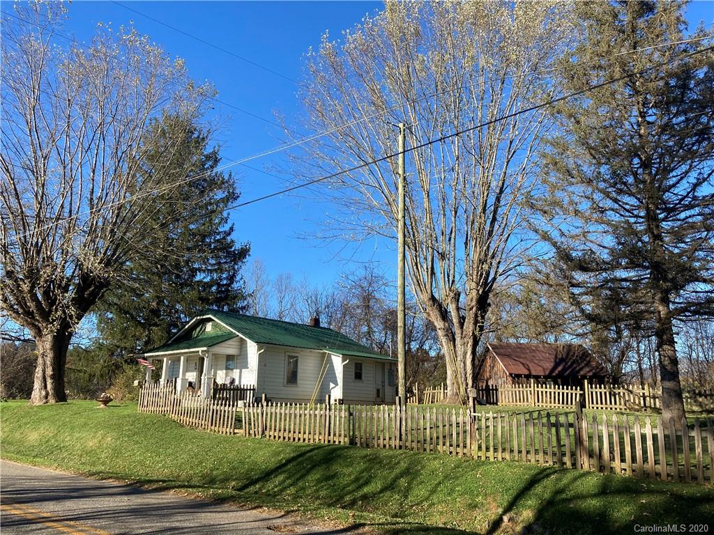 323 Hilltop Farm Road Canton NC 28716