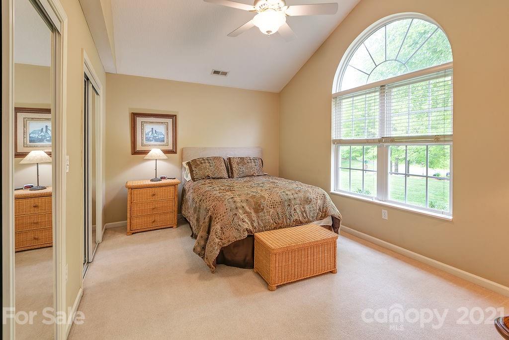 2 Stonebridge Drive Asheville NC 28805