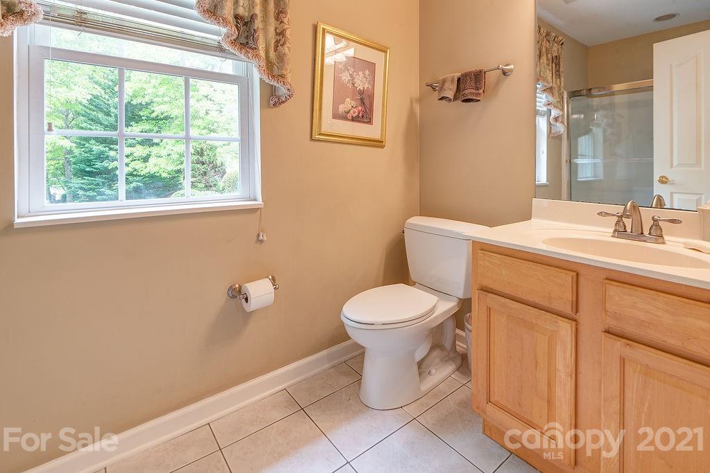 2 Stonebridge Drive Asheville NC 28805