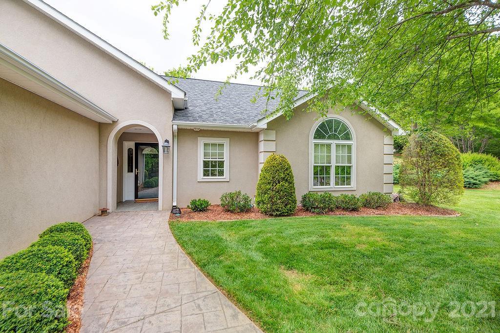 2 Stonebridge Drive Asheville NC 28805