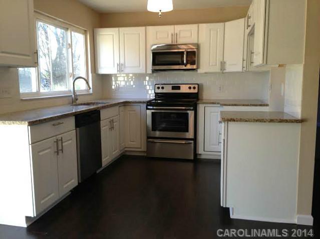 11724 Five Cedars Road Charlotte NC 28226