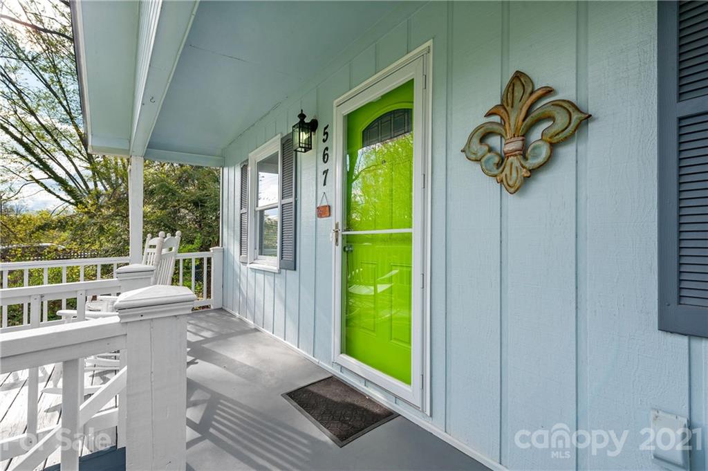 567 Bee Tree Road Swannanoa NC 28778